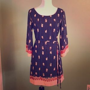 Pretty bell sleeve Candy Rose navy/pink dress